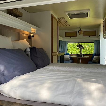 Caravan Stadstuin Goedereede Let Op De Badkamer Moet Met Andere Gasten Gedeeld Worden Eksteriør billede